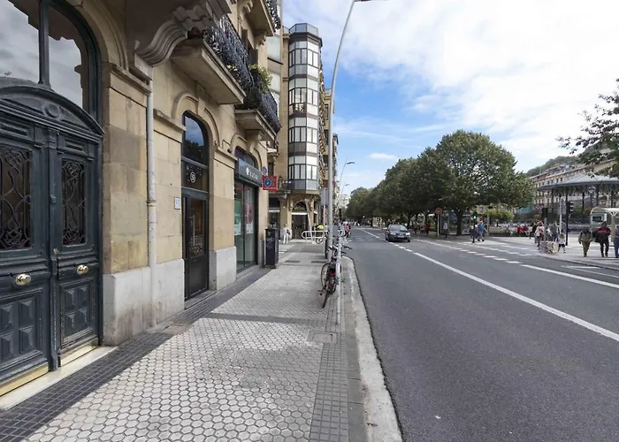 The Collection - Easo San Sebastian